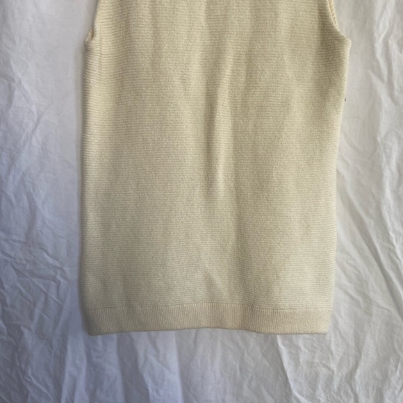 Free People Women's Turtle Neck Sleeveless Pullover Size XS - Picture 4 of 15